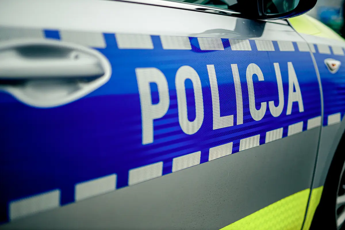 Zelowscy policjanci odzyskali skradzioną hulajnogę, dwóch mężczyzn usłyszało zarzuty