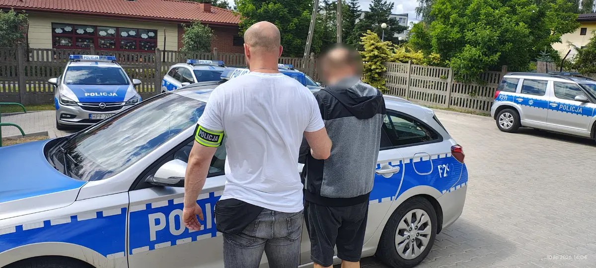 Policja w Łodzi przejęła nielegalne wyroby tytoniowe i alkoholowe