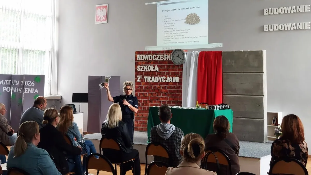 Spotkanie z rodzicami na temat zagrożeń związanych z narkotykami