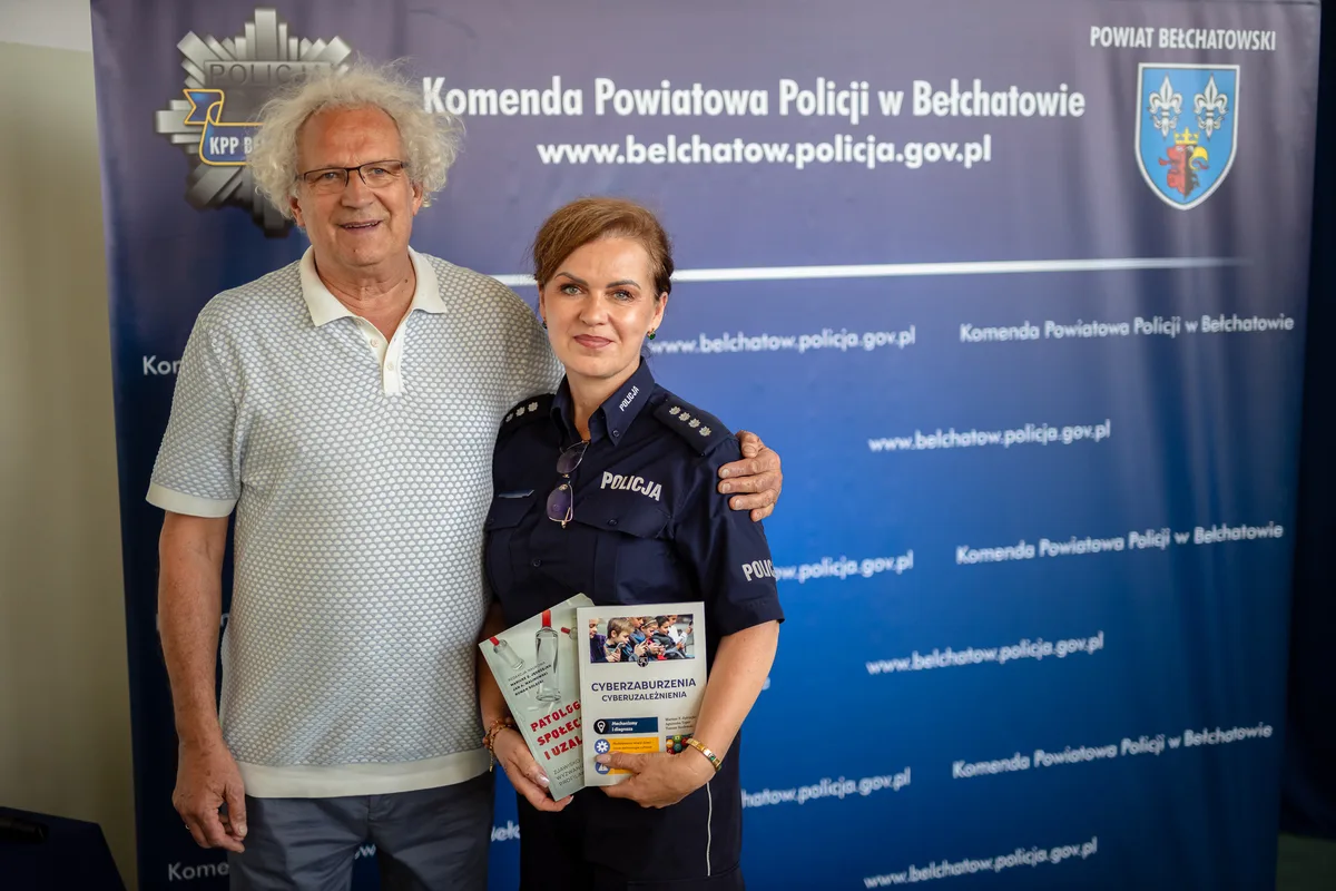 Debata na temat wychowania i zagrożeń w Domiechowicach