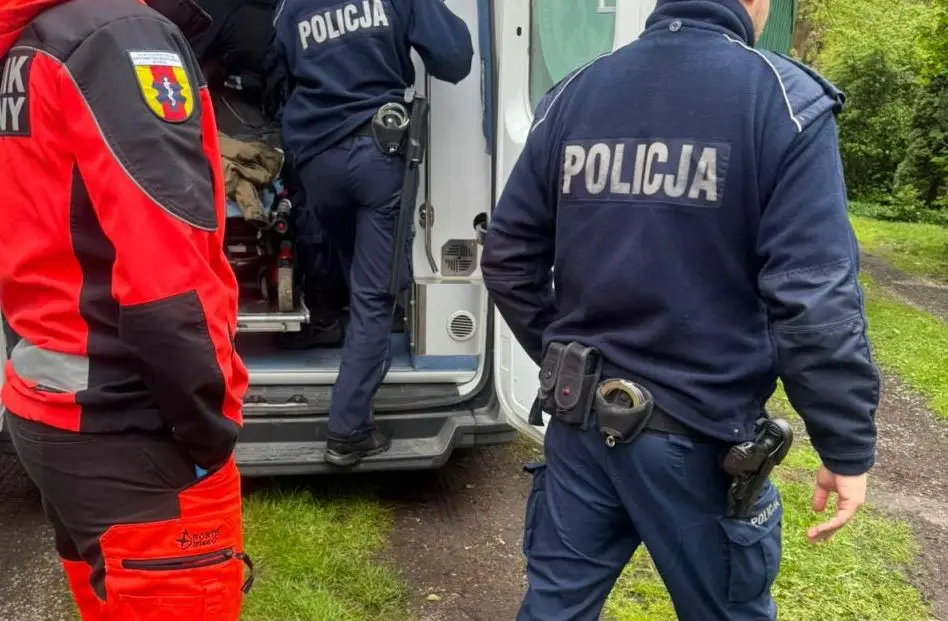 Odnalezienie seniorki w lesie dzięki policjantom z Koluszek