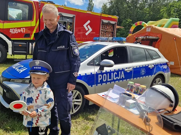 Bezpieczeństwo w lecie – akcja policji w Radomsku