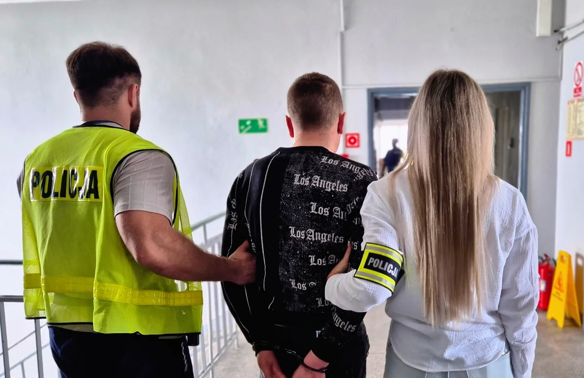Kierowca z blisko 1,5 promila alkoholu spowodował wypadek na A2